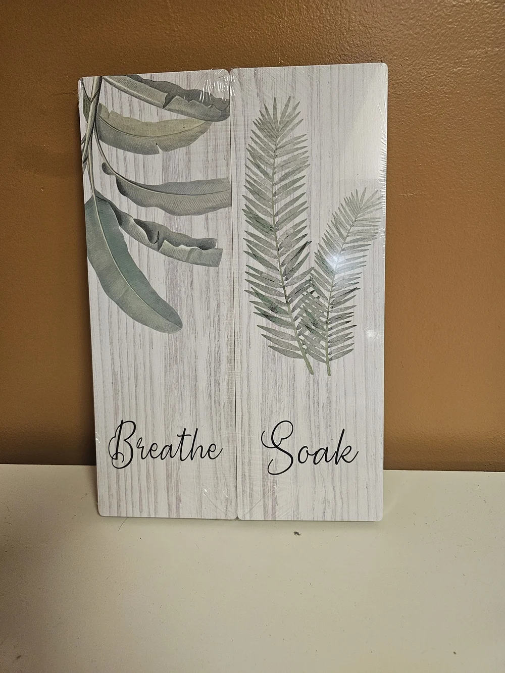 🍁Sold🍁Amazon Green Botanical 'Breathe' & 'Soak' Wall Plaque